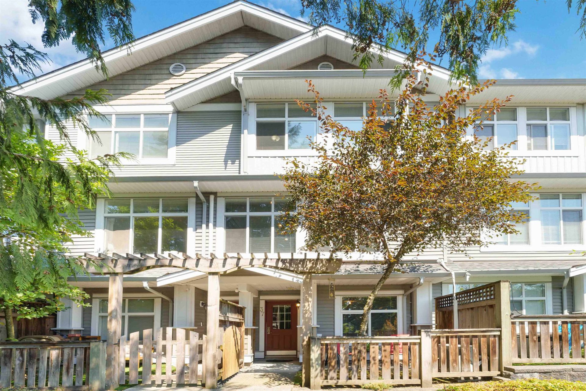 37 - 20449 66 Avenue, Willoughby Heights, Langley 