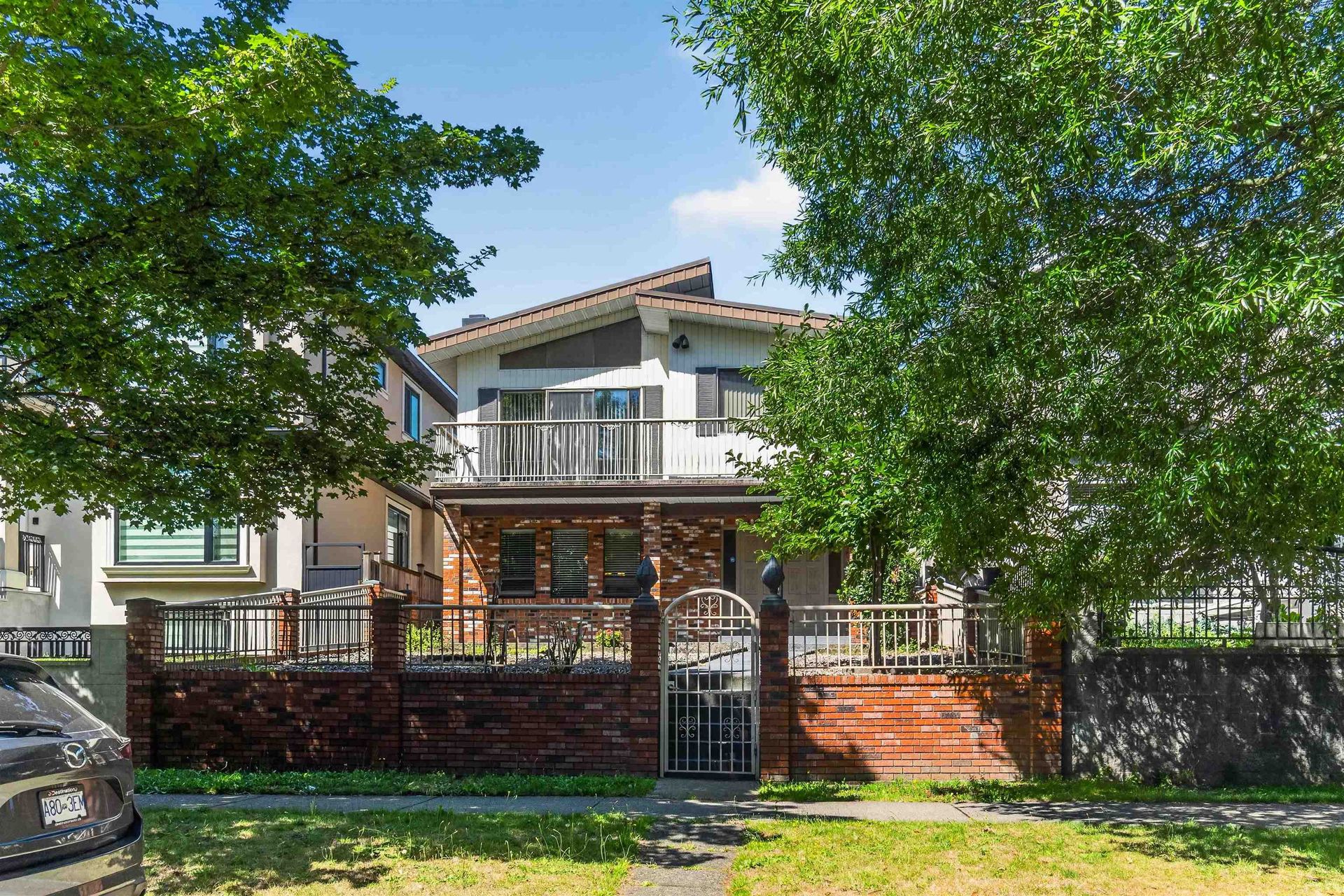 2739 E 8th Avenue, Renfrew VE, Vancouver East 