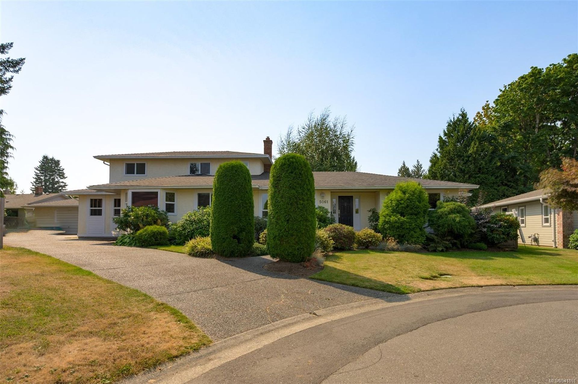 5061 Lakeridge Place, Cordova Bay, Saanich East 