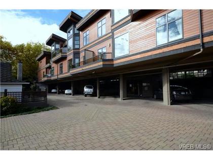  at 202 - 2589 Penrhyn St, Cadboro Bay, Saanich East