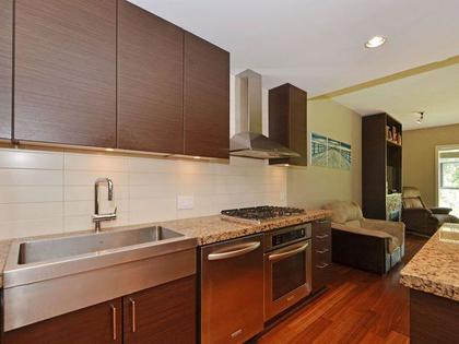 640 (6) at 609 - 1400 Lynburne Pl, Langford Proper, Langford