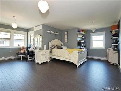 at 946  Ave, Florence Lake, Langford  at 946  Ave, Florence Lake, Langford