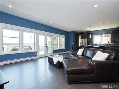 at 946  Ave, Florence Lake, Langford  at 946  Ave, Florence Lake, Langford