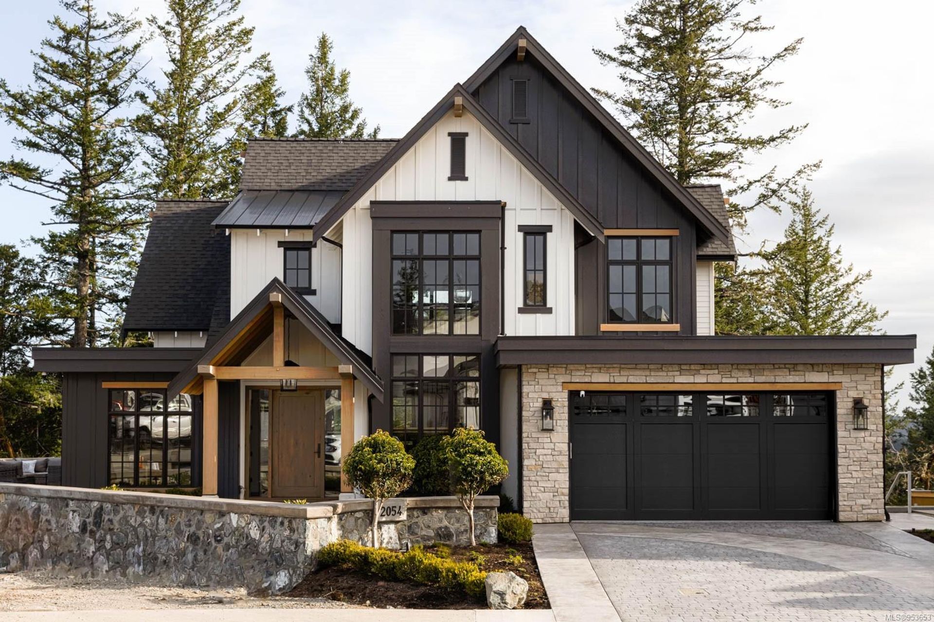 2054 Pinehurst Terrace, Bear Mountain, Langford by Julia Abraham Real Estate 2054 Pinehurst Terrace, Bear Mountain, Langford