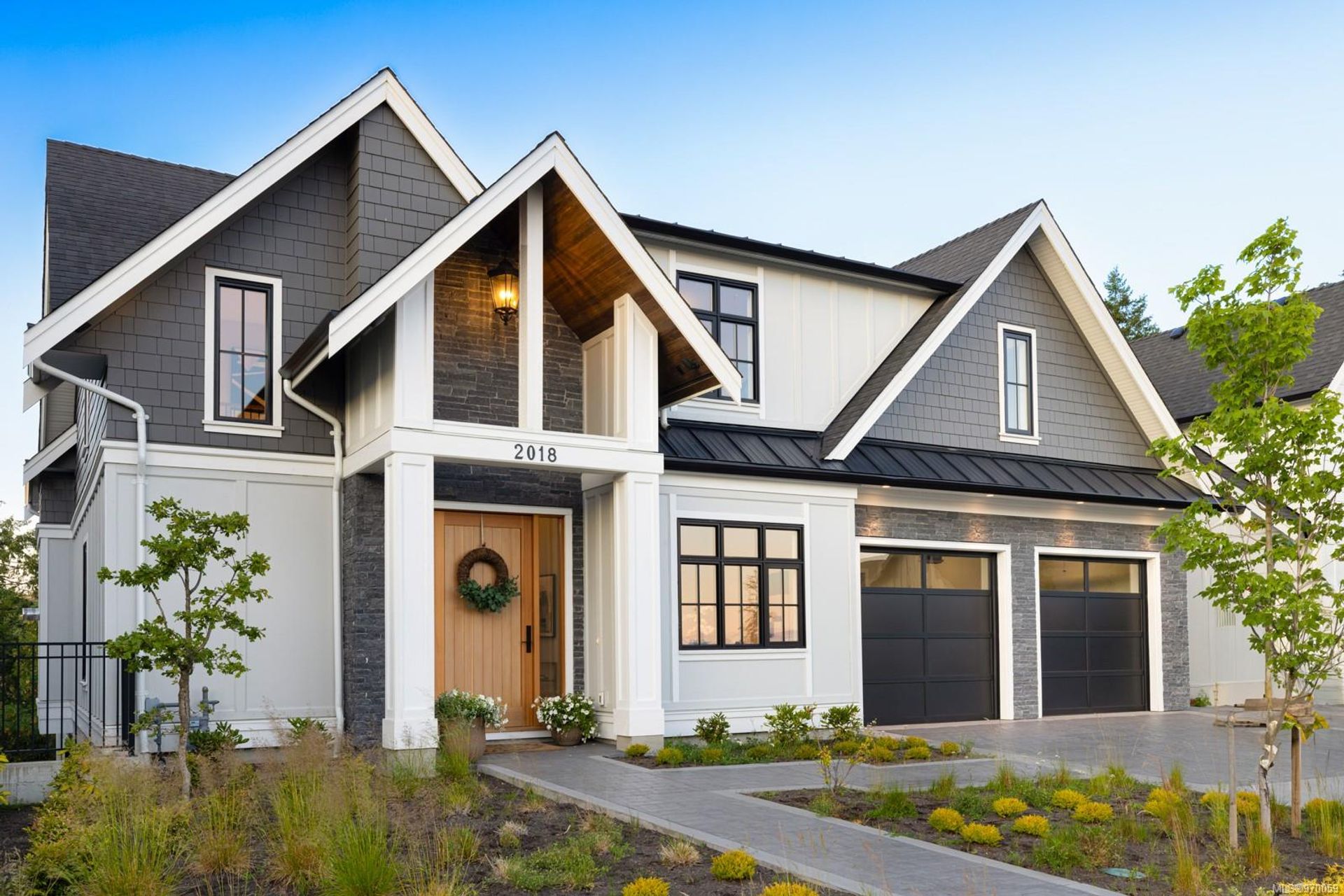 2018 Pinehurst Terrace, Bear Mountain, Langford by Julia Abraham Real Estate 2018 Pinehurst Terrace, Bear Mountain, Langford