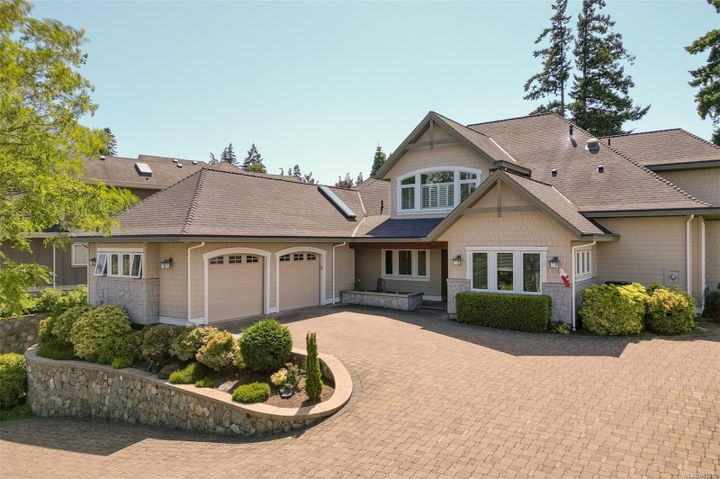 2024-troon-bear-mountain-langford-02 at 2024 Troon Court, Bear Mountain, Langford