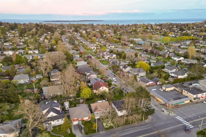 2917-foul-bay-henderson-oak-bay-36 at 2917 Foul Bay Road, Henderson, Oak Bay