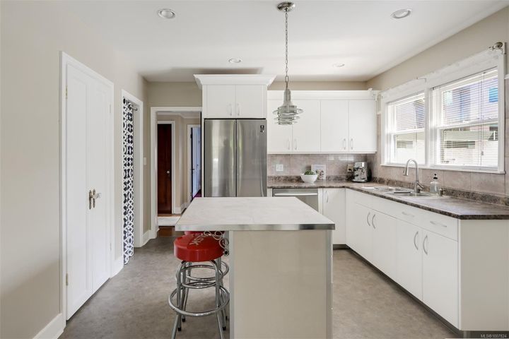 1151-reynolds-maplewood-saanich-east-12 at 1151 Reynolds Road, Maplewood, Saanich East