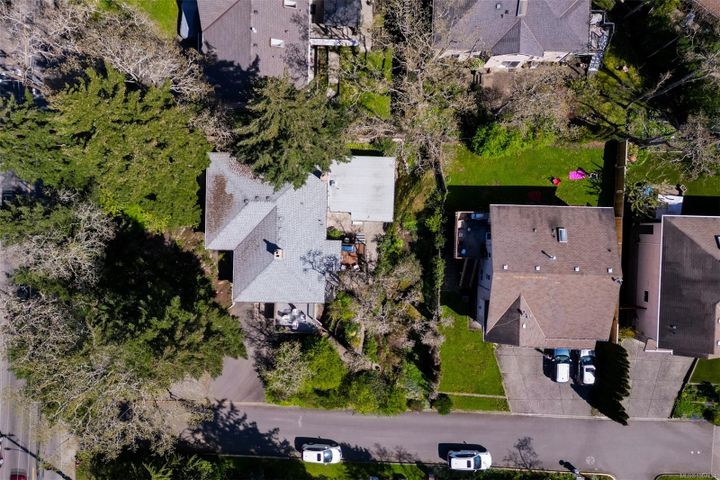 1151-reynolds-maplewood-saanich-east-48 at 1151 Reynolds Road, Maplewood, Saanich East