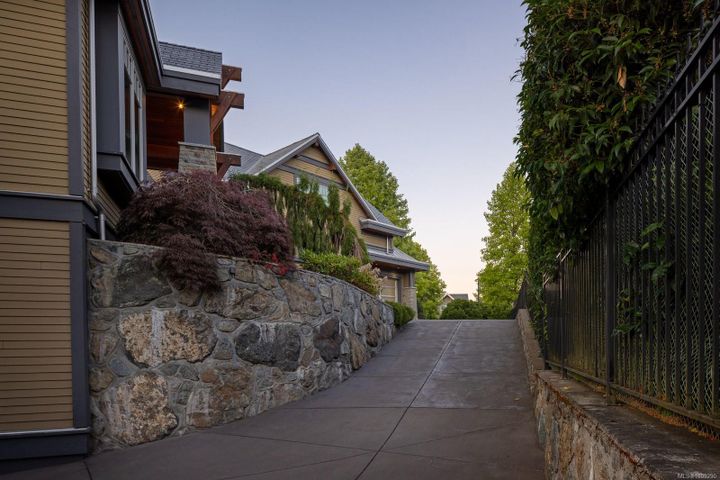 1098-bearspaw-bear-mountain-langford-71 at 1098 Bearspaw Plat, Bear Mountain, Langford