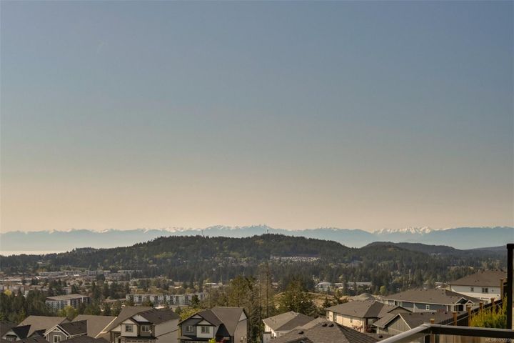 1122-olivine-bear-mountain-langford-22 at 1122 Olivine Mews, Bear Mountain, Langford