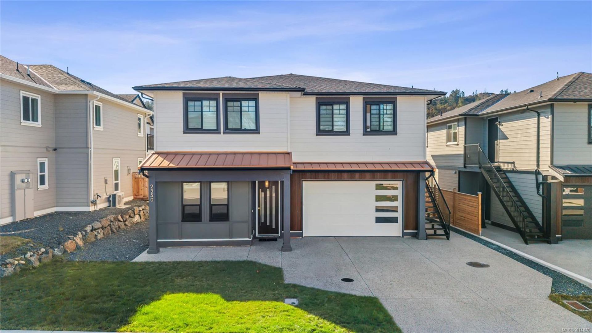 2350 Swallow Place, Bear Mountain, Langford 