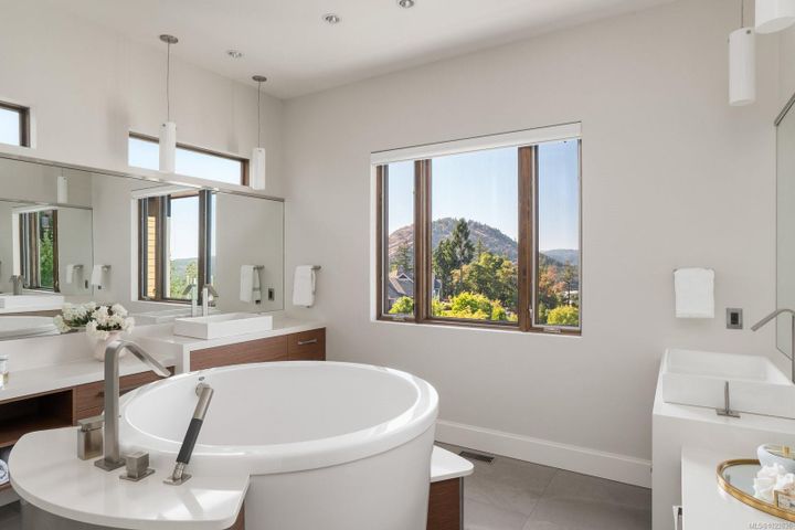 1098-bearspaw-bear-mountain-langford-32 at 1098 Bearspaw Plat, Bear Mountain, Langford