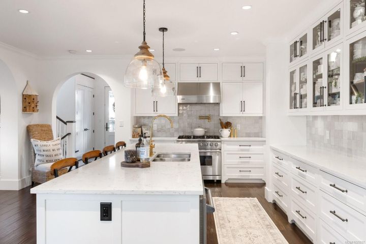 2176-champions-bear-mountain-langford-07 at 2176 Champions Way, Bear Mountain, Langford