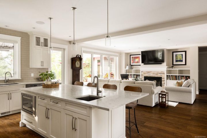 1484-pebble-bear-mountain-langford-10 at 1484 Pebble Place, Bear Mountain, Langford