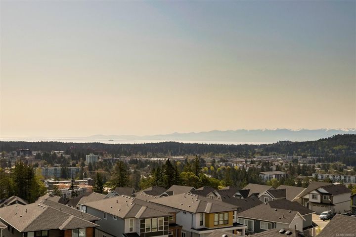 1122-olivine-bear-mountain-langford-09 at 1122 Olivine Mews, Bear Mountain, Langford