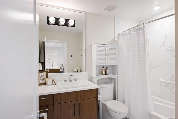 9861-third-sidney-north-east-sidney-14 at 406 - 9861 Third Street, Sidney North-East, Sidney