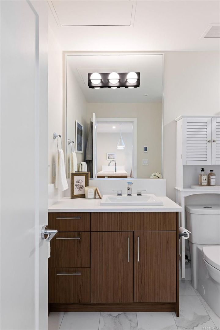 9861-third-sidney-north-east-sidney-15 at 406 - 9861 Third Street, Sidney North-East, Sidney