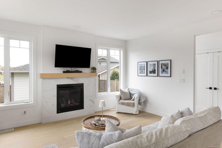 3403-sparrowhawk-royal-bay-colwood-06 at 3403 Sparrowhawk Avenue, Royal Bay, Colwood