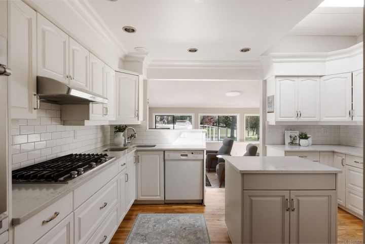 2264-aldeane-colwood-lake-colwood-06 at 2264 Aldeane Avenue, Colwood Lake, Colwood