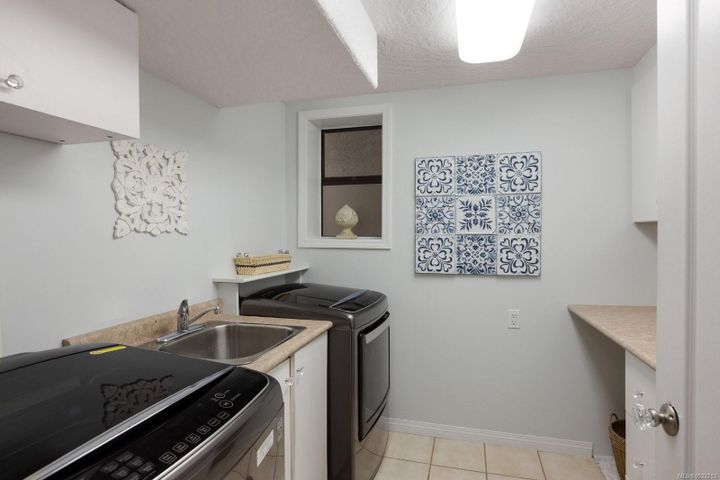 2264-aldeane-colwood-lake-colwood-35 at 2264 Aldeane Avenue, Colwood Lake, Colwood