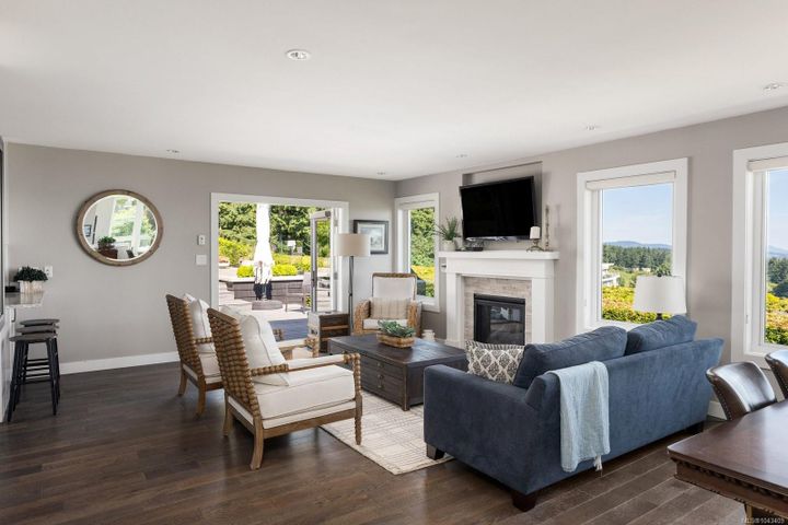 5256-del-monte-cordova-bay-saanich-east-18 at 5256 Del Monte Avenue, Cordova Bay, Saanich East