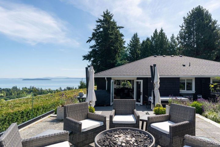 5256-del-monte-cordova-bay-saanich-east-41 at 5256 Del Monte Avenue, Cordova Bay, Saanich East