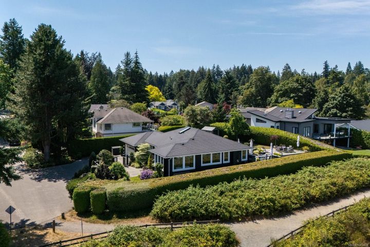 5256-del-monte-cordova-bay-saanich-east-44 at 5256 Del Monte Avenue, Cordova Bay, Saanich East