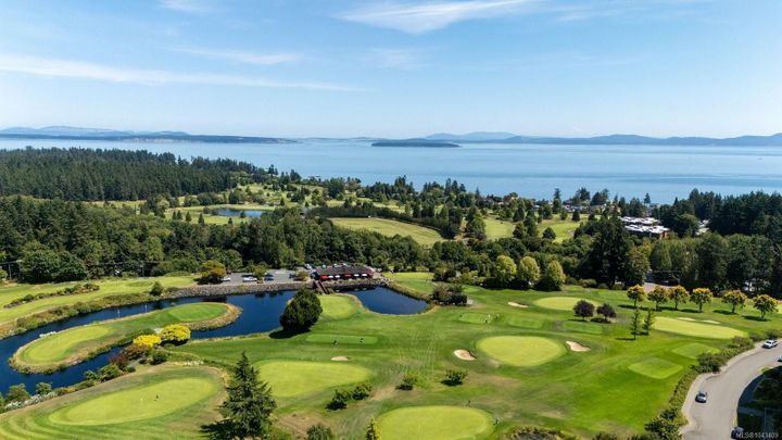 5256-del-monte-cordova-bay-saanich-east-50 at 5256 Del Monte Avenue, Cordova Bay, Saanich East