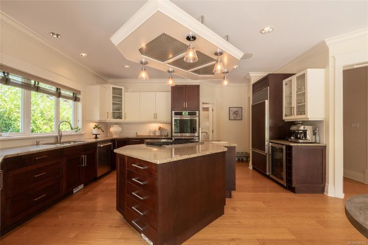 2050-troon-bear-mountain-langford-12 at 2050 Troon Court, Bear Mountain, Langford