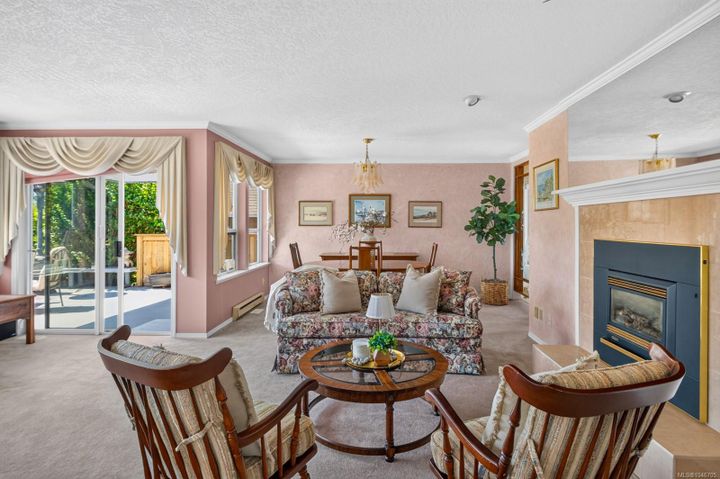 3714-arbutus-cobble-hill-malahat-area-06 at 3714 N Arbutus Drive, Cobble Hill, Malahat & Area