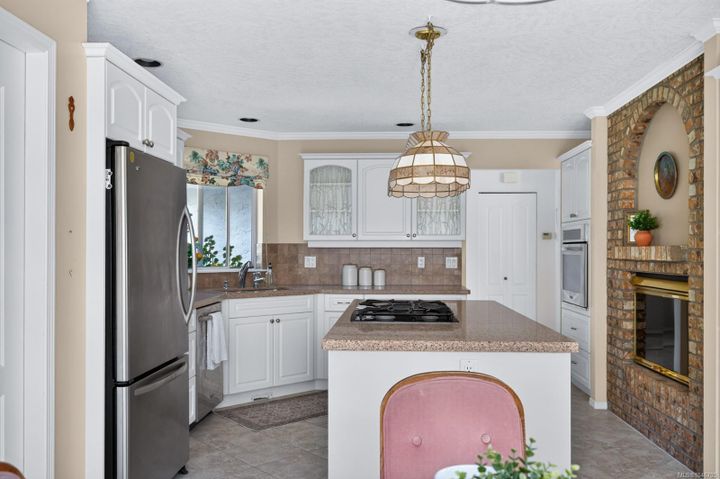 3714-arbutus-cobble-hill-malahat-area-10 at 3714 N Arbutus Drive, Cobble Hill, Malahat & Area