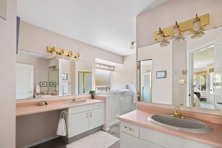 3714-arbutus-cobble-hill-malahat-area-33 at 3714 N Arbutus Drive, Cobble Hill, Malahat & Area