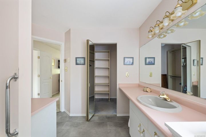 3714-arbutus-cobble-hill-malahat-area-35 at 3714 N Arbutus Drive, Cobble Hill, Malahat & Area