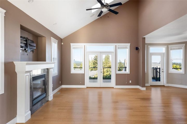 590-cottyn-triangle-colwood-10 at 590 Cottyn Way, Triangle, Colwood