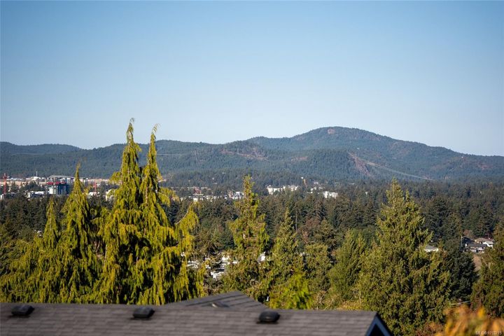 590-cottyn-triangle-colwood-49 at 590 Cottyn Way, Triangle, Colwood