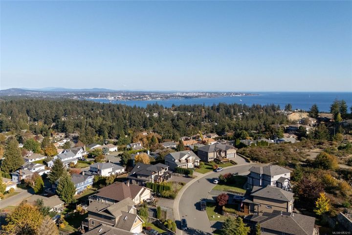 590-cottyn-triangle-colwood-55 at 590 Cottyn Way, Triangle, Colwood