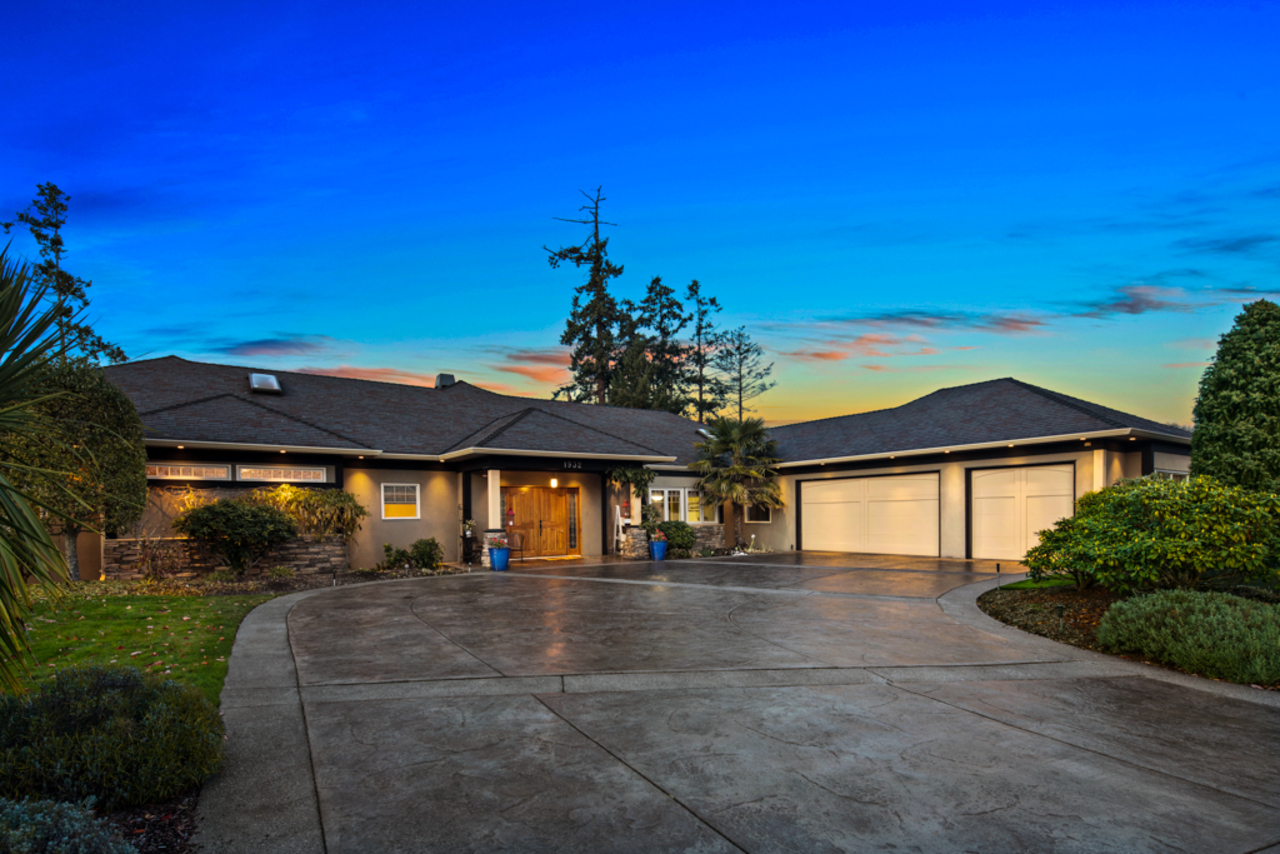 1932 Marina, McDonald Park, North Saanich  by Julia Abraham Real Estate 1932 Marina, McDonald Park, North Saanich