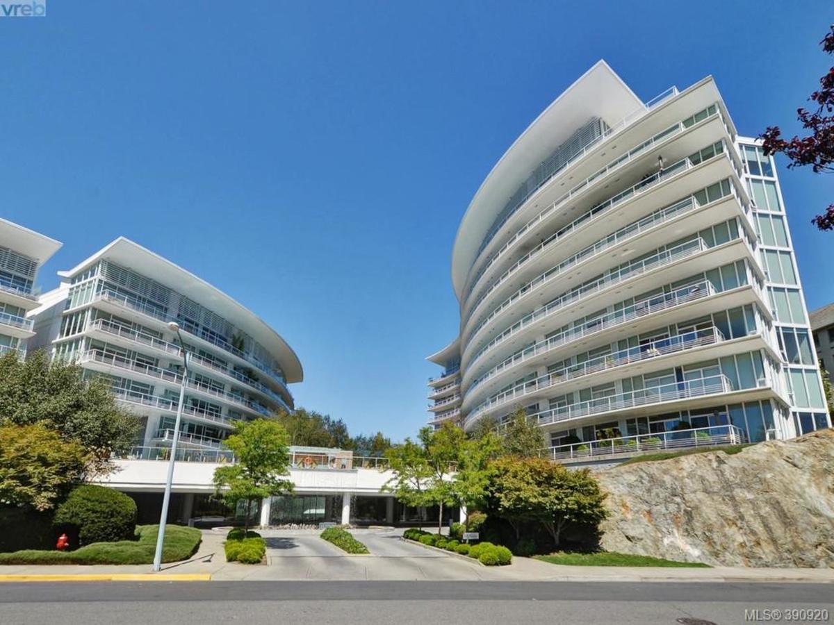 404 - 66 Rd, Songhees, Victoria West  by Julia Abraham Real Estate 404 - 66 Rd, Songhees, Victoria West