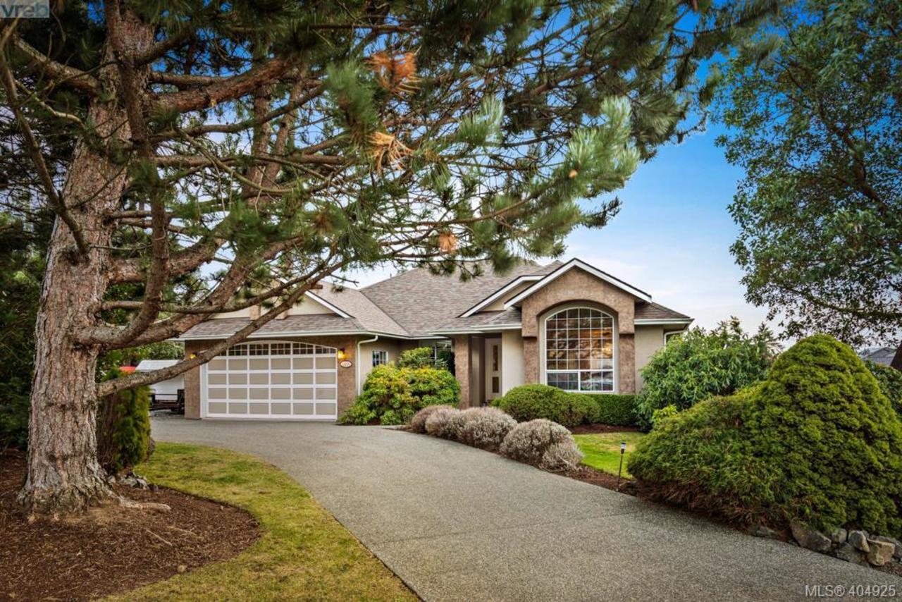 2614 Millstone Drive, Florence Lake, Langford by Julia Abraham Real Estate 2614 Millstone Drive, Florence Lake, Langford