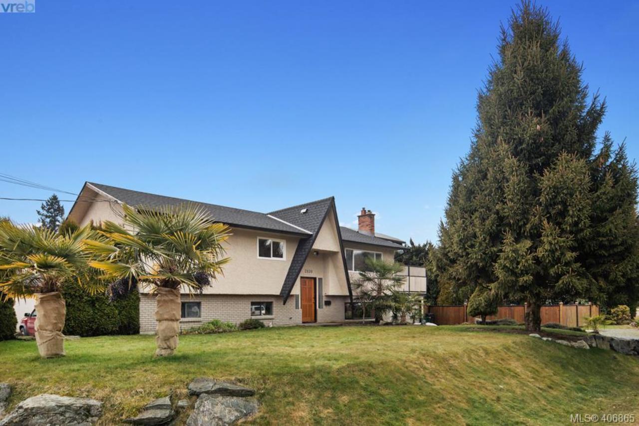 2826 Santana Drive, Goldstream, Langford  by Julia Abraham Real Estate 2826 Santana Drive, Goldstream, Langford