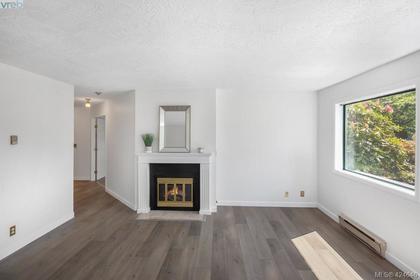 3900-shelbourne-street-se-cedar-hill-saanich-east-04 at 112 - 3900 Shelbourne Street, Cedar Hill, Saanich East 3900-shelbourne-street-se-cedar-hill-saanich-east-04 at 112 - 3900 Shelbourne Street, Cedar Hill, Saanich East