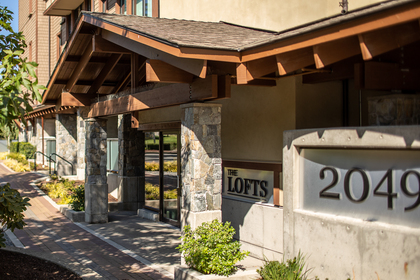 205-2049-country-club-mls5 at 205 - 2049 Country Club Way, Victoria 205-2049-country-club-mls5 at 205 - 2049 Country Club Way, Victoria