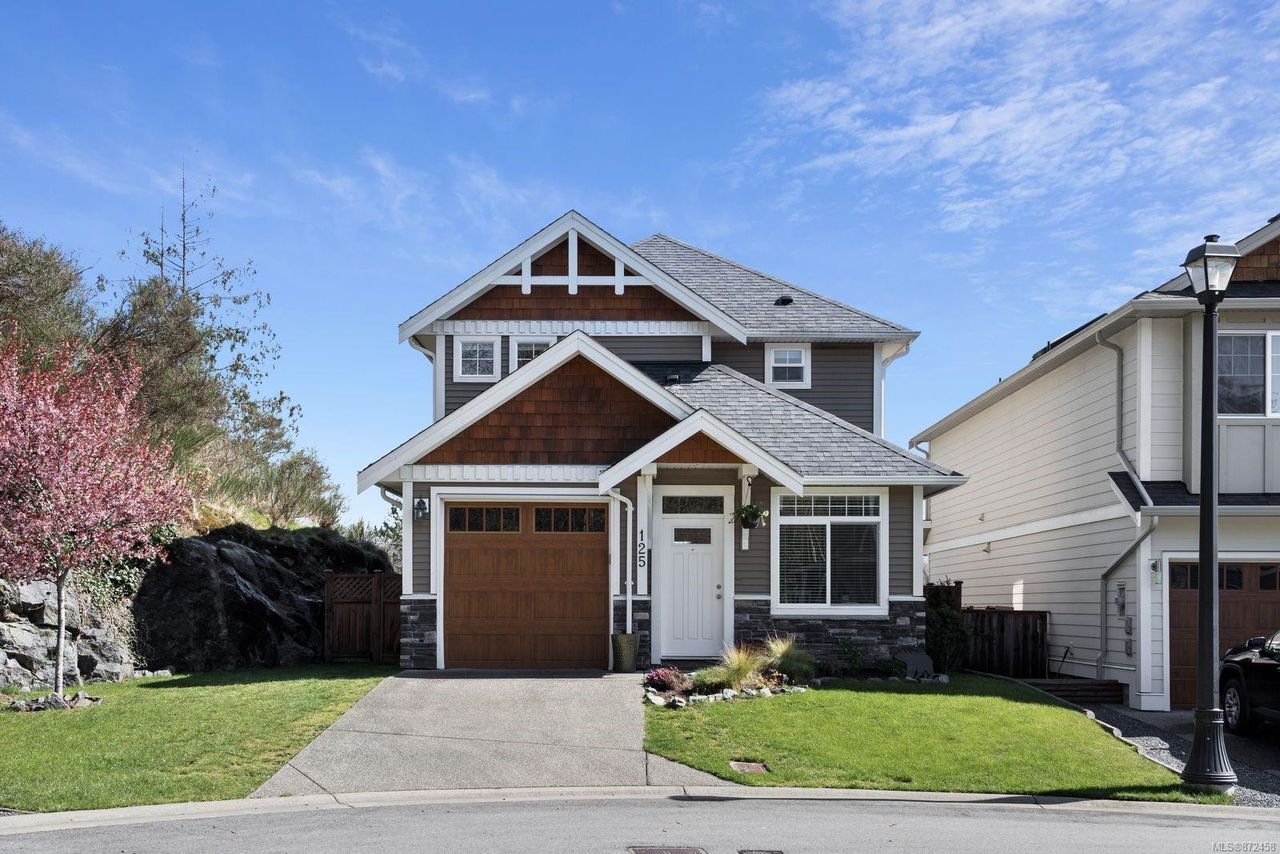 125 - 2260 N Maple Avenue, Broomhill, Sooke by Julia Abraham Real Estate 125 - 2260 N Maple Avenue, Broomhill, Sooke