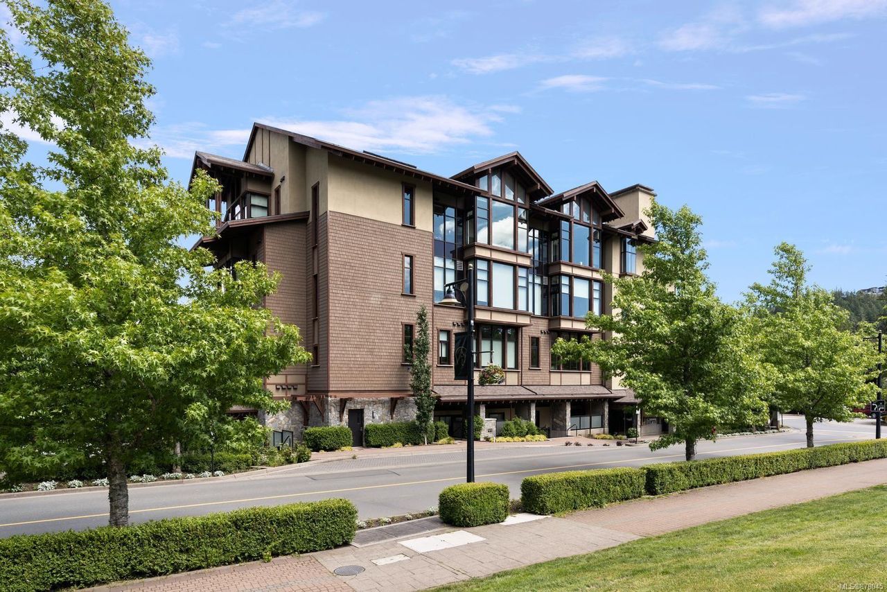 203 - 2049 Country Club Way, Bear Mountain, Langford by Julia Abraham Real Estate 203 - 2049 Country Club Way, Bear Mountain, Langford