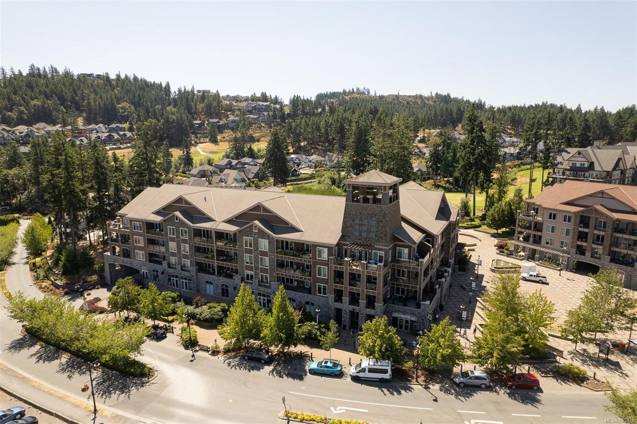 416 - 1325 Bear Mountain Parkway, Bear Mountain, Langford 