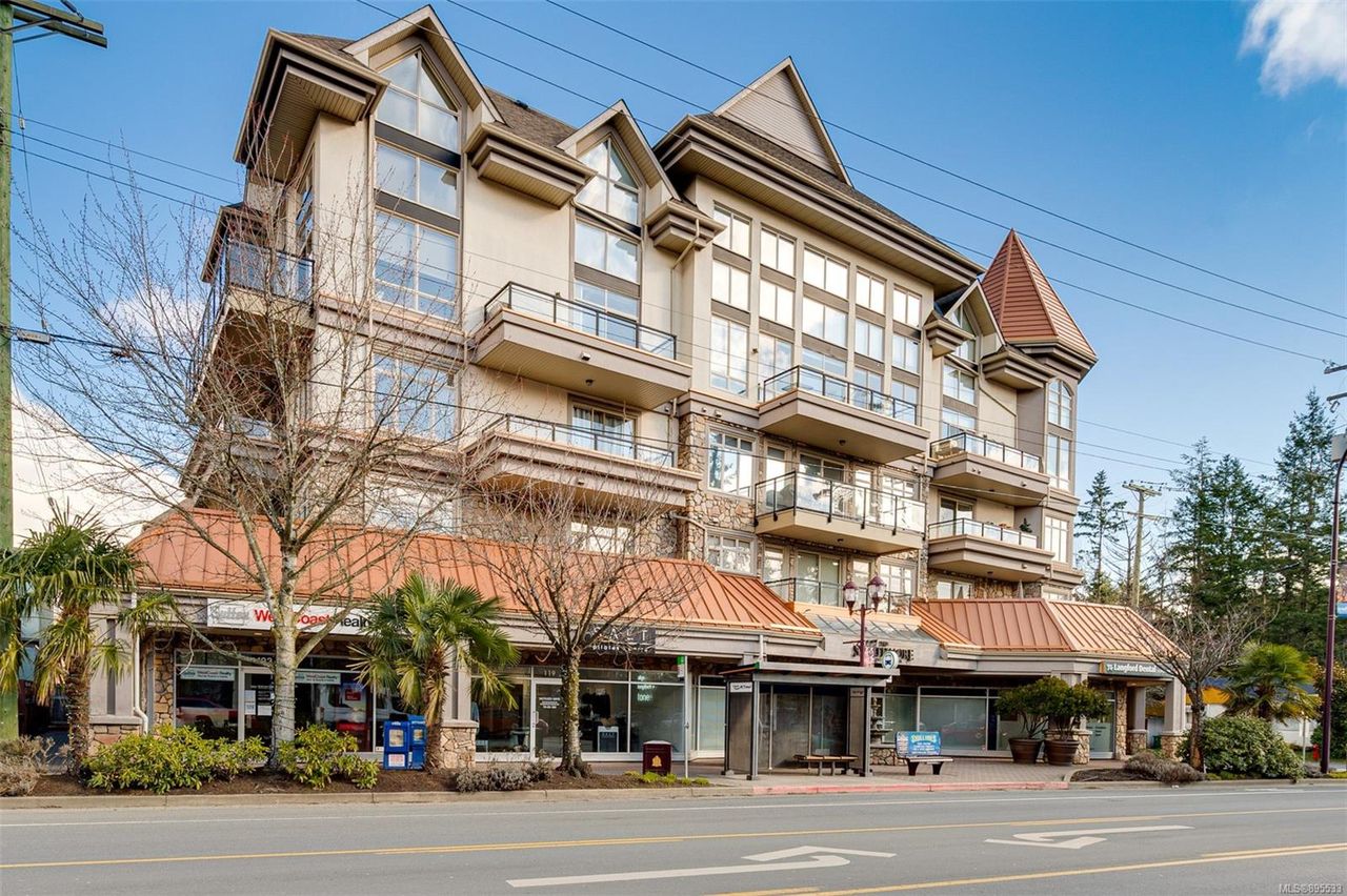 423 - 866 Goldstream Avenue, Goldstream, Langford by Julia Abraham Real Estate 423 - 866 Goldstream Avenue, Goldstream, Langford