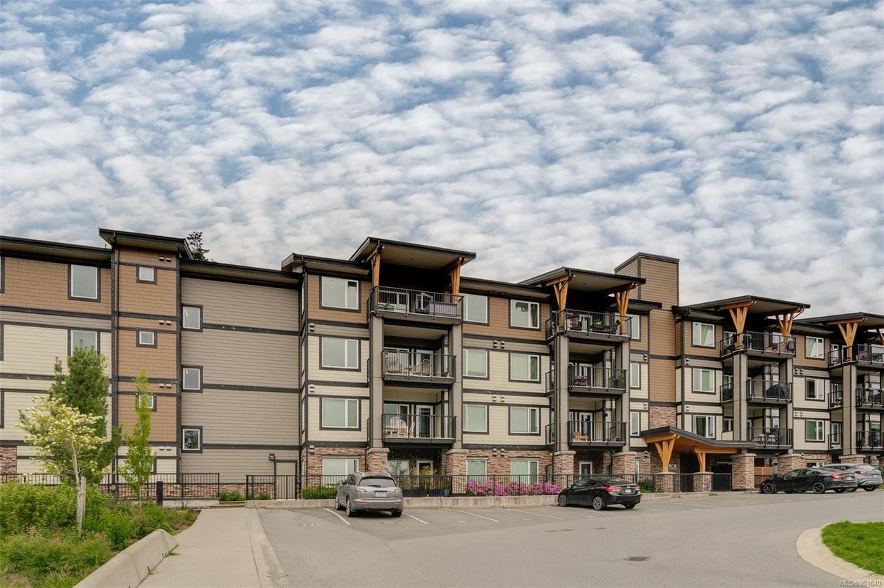 112 - 290 Wilfert Road, Six Mile, View Royal by Julia Abraham Real Estate 112 - 290 Wilfert Road, Six Mile, View Royal