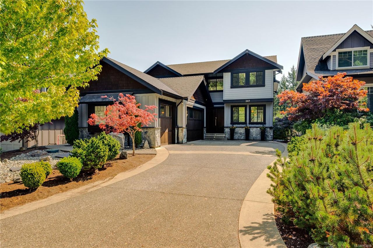 2169 Players Drive, Bear Mountain, Langford by Julia Abraham Real Estate 2169 Players Drive, Bear Mountain, Langford