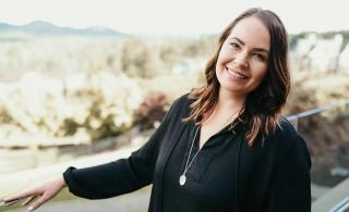 Julia Abraham - Victoria Real Estate Specialist